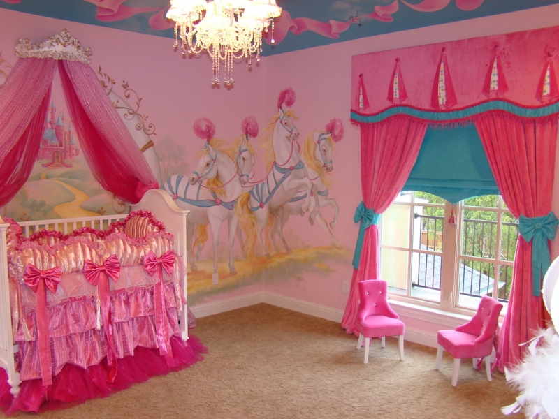 Розовые обои для девочки в комнату фото.jpg
